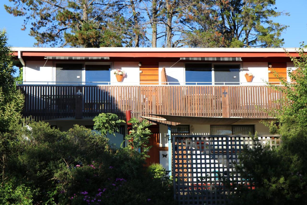 Alpenhorn Holiday Units Mount Beauty Exterior photo